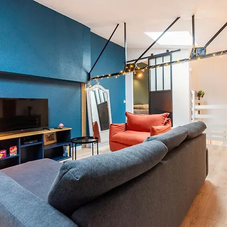 Duplex Industriel Sur L'ile De